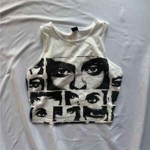 SHEIN Monochrome Face Print Crop Top